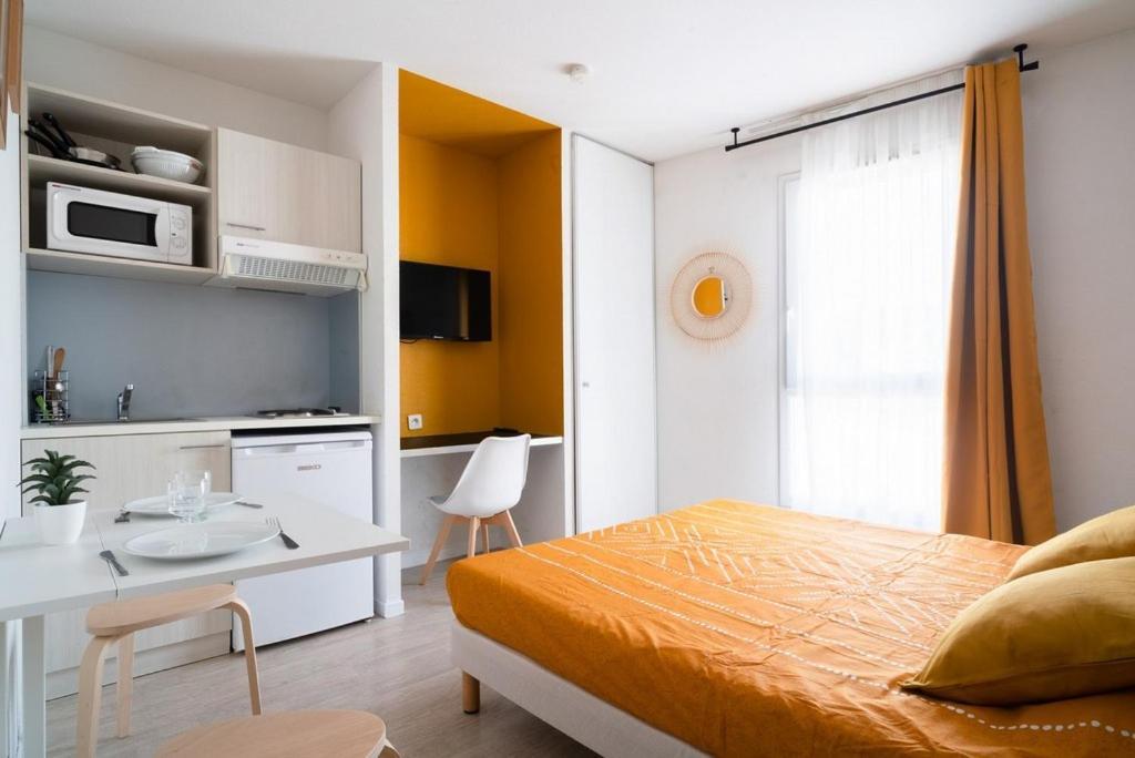 Apartment Joli Studio, Clim Proche Gare Et Centre